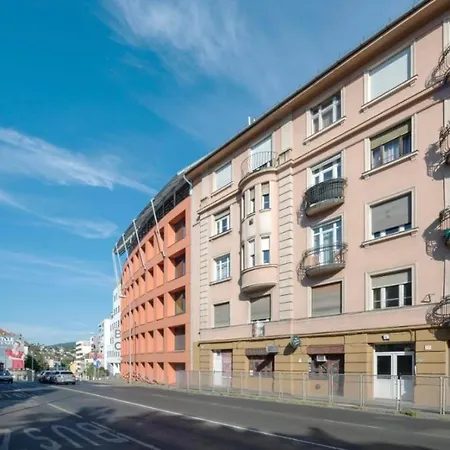 Anna's Apartamento *